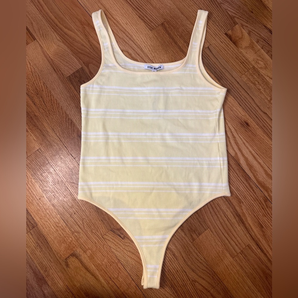 Steve Madden Yellow and White Bodysuit with Scoop Neckline
